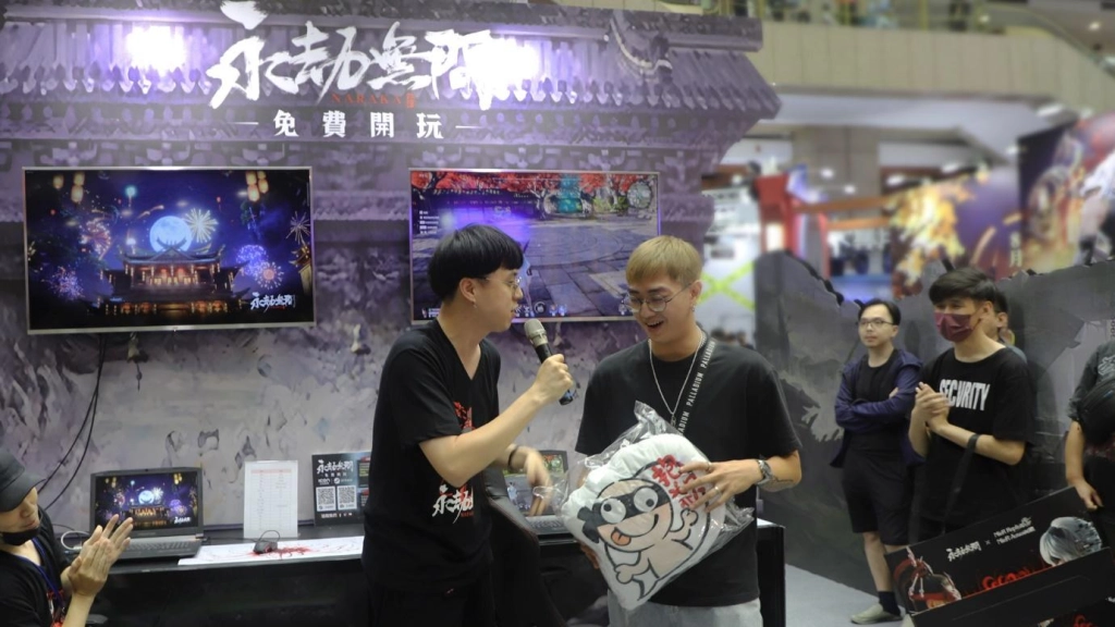 高手在民間《永劫無間》關主挑戰賽展場熱血PK! 搶拍人氣Coser「寧紅夜」「沈妙」打卡拿福利！