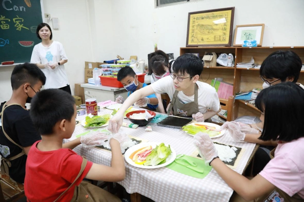 艾肯娛樂攜手博幼基金會培育未來希望, 打造『一日小當家』超真實活動體驗!