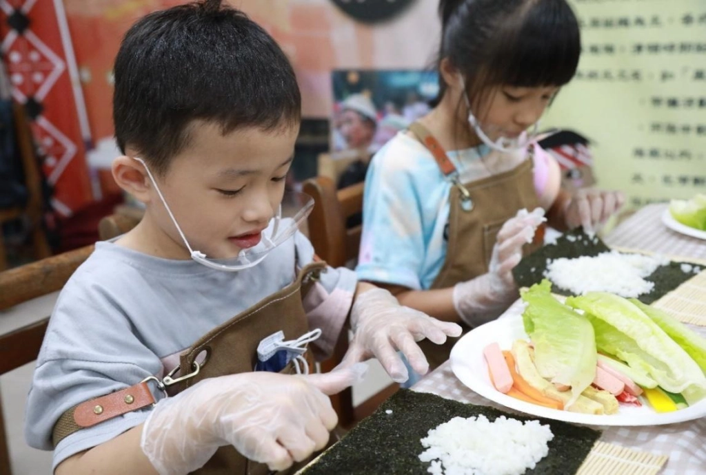 艾肯娛樂攜手博幼基金會培育未來希望, 打造『一日小當家』超真實活動體驗!